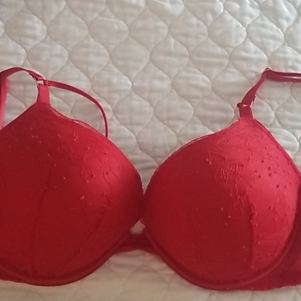 EUC 36DDD VICTORIA'S SECRET VERY SEXY